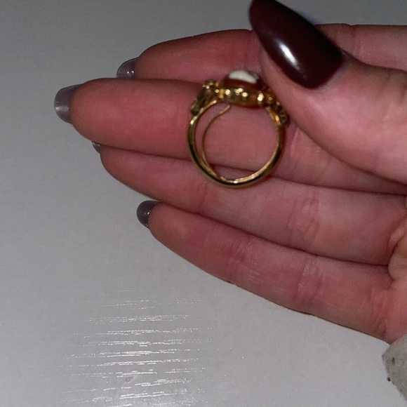 Gold ring - Picture 6 of 7